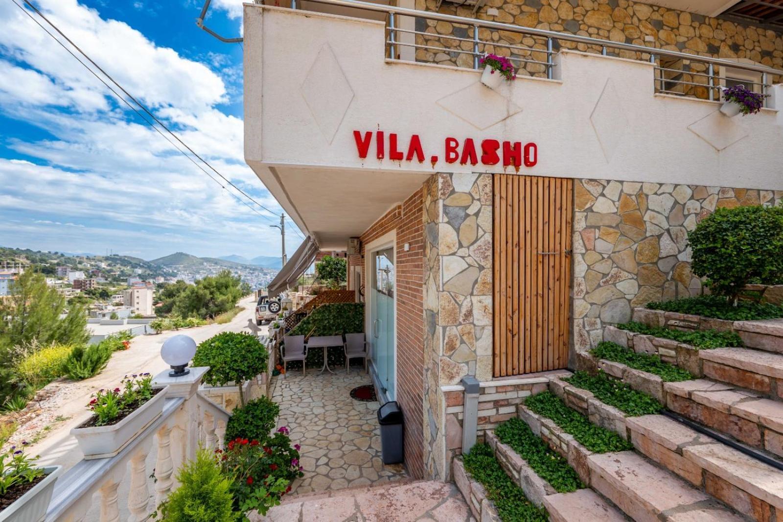Vila Basho Саранда Экстерьер фото